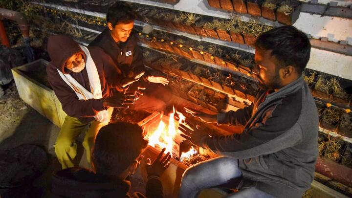 নতুন করে পশ্চিমী ঝঞ্ঝা উত্তর-পশ্চিম ভারতে। ২৭ ডিসেম্বর উত্তর-পশ্চিম ভারতে ঢুকবে ঝঞ্ঝা।   ভিনরাজ্যে ভারী বৃষ্টির সম্ভাবনা অন্ধ্রপ্রদেশ ইয়ানামে।