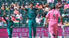 SA vs PAK: क्रिकेट मैदान में घुली प्यार की हवा, अफ्रीका-पाकिस्तान लाइव मैच में हुई सगाई; तस्वीरें वायरल