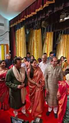 Maharashtra News: पारिवारिक शादी में एक-दूसरे से बात करते नजर आए Uddhav और Raj Thackeray | ABP NEWS SHORTS