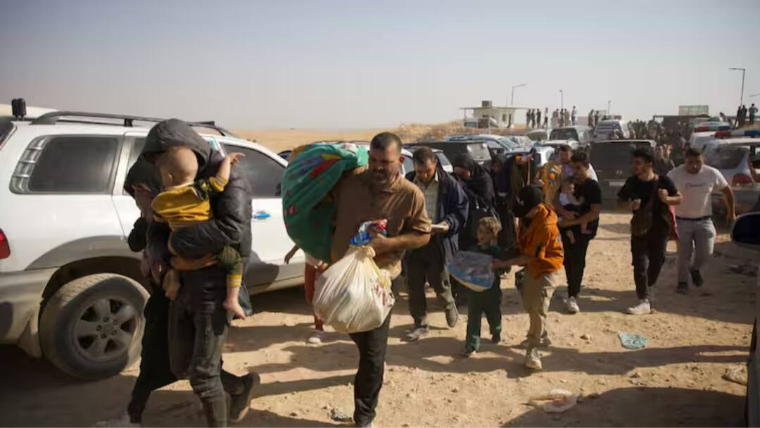 Syria War: கொல்லப்பட்ட 3.5 லட்ச மக்கள் ; சிரியாவில் என்ன நடக்கிறது, யார் காரணம் ? தற்போதைய நிலை என்ன? Explained How Syria's Rapidly Changing Civil War In Tamil And What Is Situation Now Syria War: கொல்லப்பட்ட 3.5 லட்ச மக்கள் ; சிரியாவில் என்ன நடக்கிறது, யார் காரணம் ? தற்போதைய நிலை என்ன?