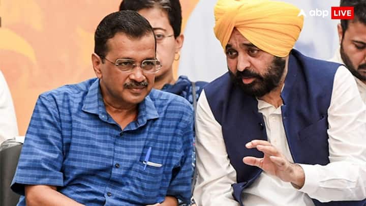 पटियाला नगर निगम चुनाव में आम आदमी पार्टी को अभूतपूर्व सफलता मिली. यहां के 60 वार्डों में से 43 पर आप ने जीत दर्ज की जबकि कांग्रेस और भाजपा को केवल 4-4 सीटों पर जीत मिली. पटियाला हमेशा से कांग्रेस के पूर्व सीएम कैप्टन अमरिंदर सिंह का गढ़ रहा है, लेकिन अब वहां आप का दबदबा बन चुका है.