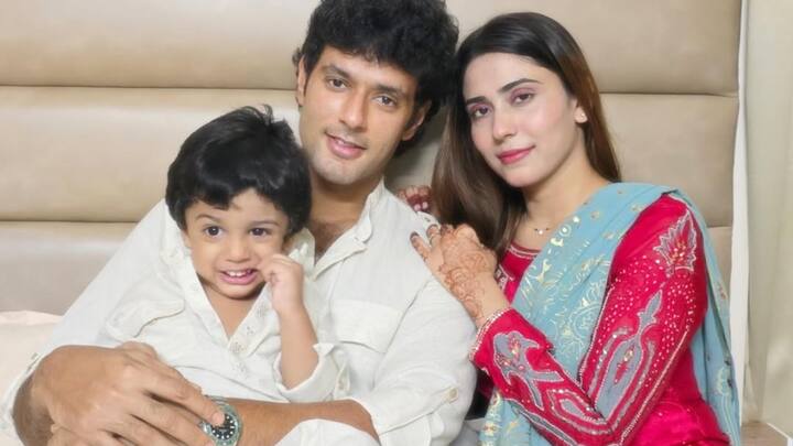 भारतीय ऑलराउंडर की पत्नी का नाम अंजुम खान है। शिवम दुबे और अंजुम खान ने जुलाई 2021 में शादी की थी. शादी से पहले दोनों ने डेट भी की थी.