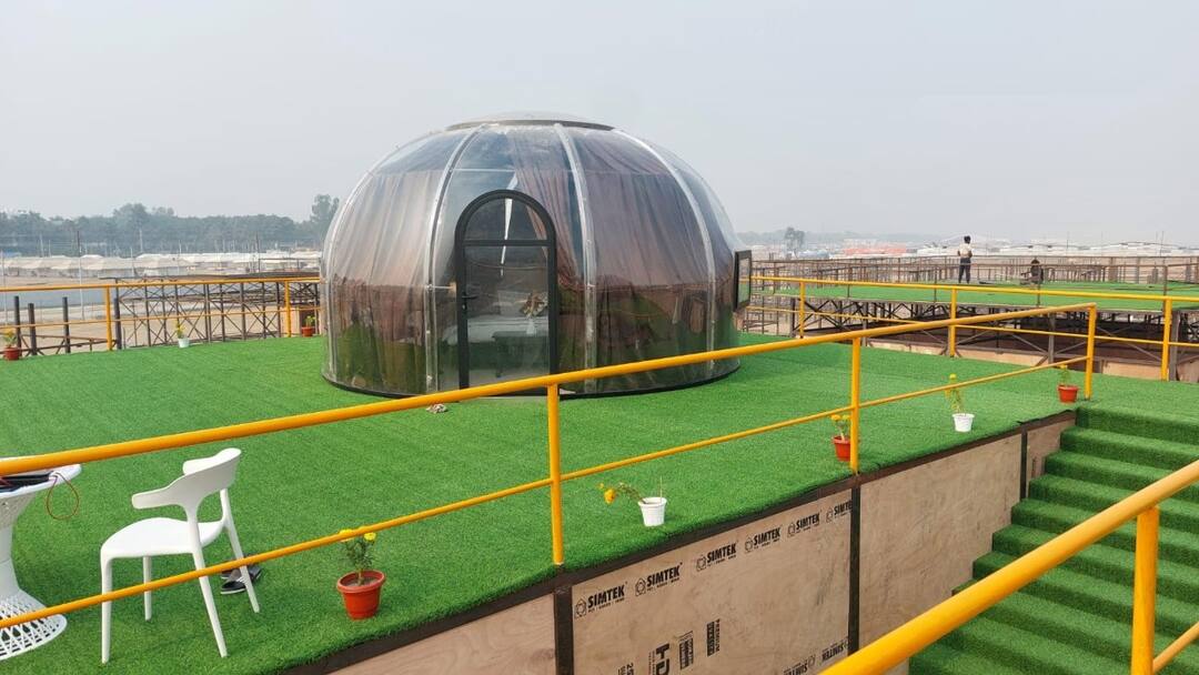 MahaKumbh 2025 Dome City give feel of snowy countries even hotels and rooms of Maharajas fail in comparison ann महाकुंभ: बर्फीले देशों का एहसास कराएगी डोम सिटी, बेहतरीन होटल और महाराजाओं के कमरे भी इसके आगे फेल