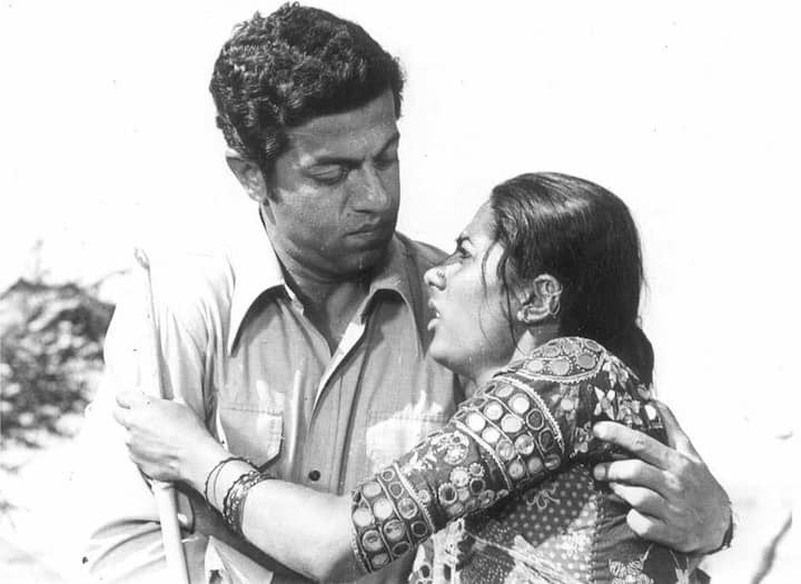 Nishant (1975): In 'Nishant', Benegal delves deeper into the socio-political structure of rural India.