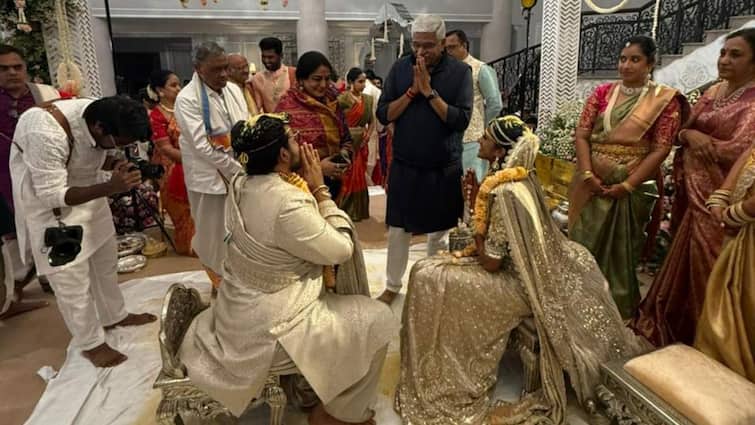 शादी के बंधन में बंधी बैडमिंटन स्टार पीवी सिंधु, सामने आई पहली तस्वीर