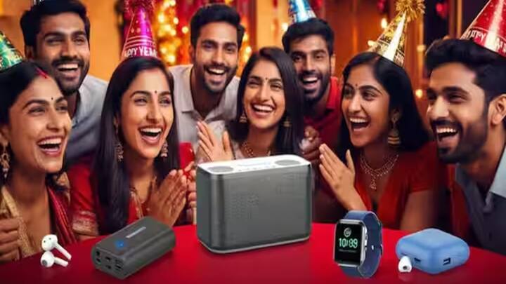 New Year Tech Gift for Friends: નવા વર્ષની શરૂઆત થોડા દિવસોમાં થવા જઈ રહી છે. આ પ્રસંગે લોકો તેમના મિત્રો અને સંબંધીઓ તેમજ ઓફિસ સહકર્મચારીઓને ગિફ્ટ આપવા માંગે છે.