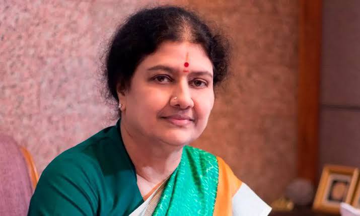 Sasikala says medical waste does not ask questions because  an alliance party in Kerala tnn மருத்துவக் கழிவு விவகாரம்; கேரளாவில் கூட்டணி கட்சி என்பதால் கேள்வி கேட்கவில்லை - சசிகலா