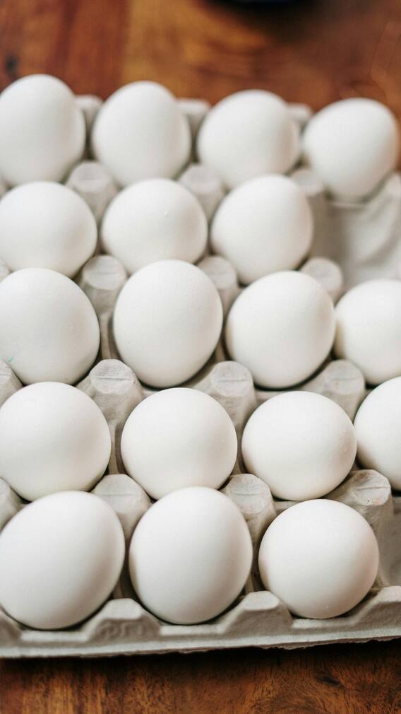 अंडे का सफेद पार्ट या पूरा अंडा, क्या ज्यादा हेल्दी?