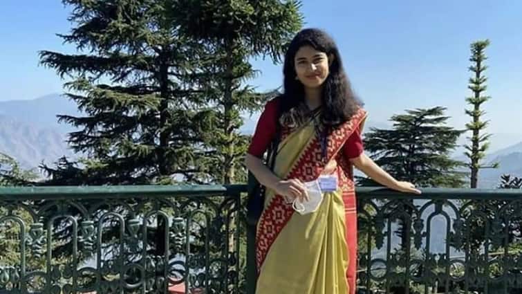 22 साल की उम्र में आईएएस बनीं अनन्या सिंह, पहले प्रयास में ही पा ली सफलता