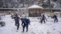 हिमाचल में बागवानों ने ली राहत की सांस, सेब बागवानों के लिए 'वरदान' से कम नहीं बर्फबारी