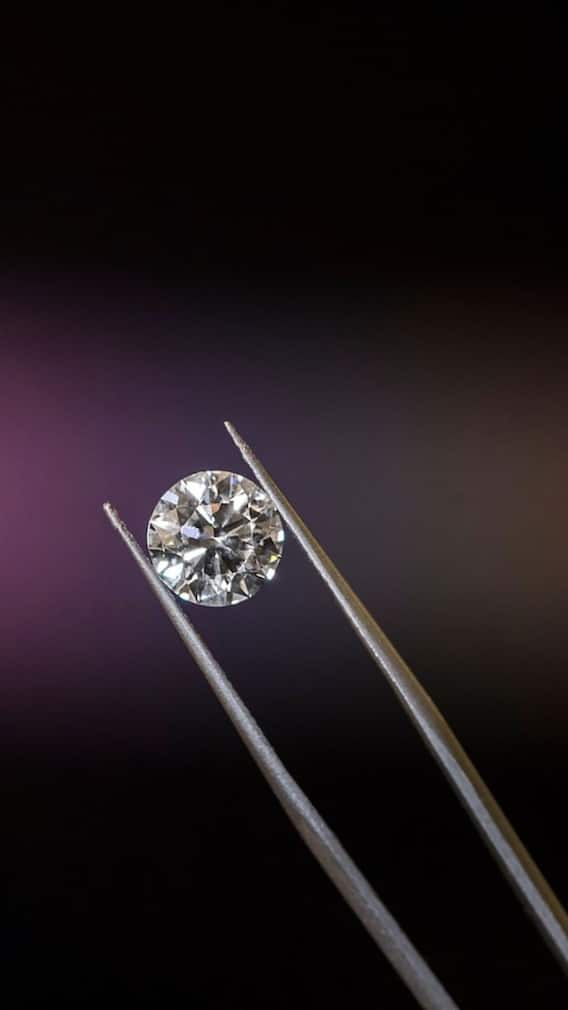 पन्ना में हीरा खोदने के लिए कैसे मिलता है लाइसेंस?