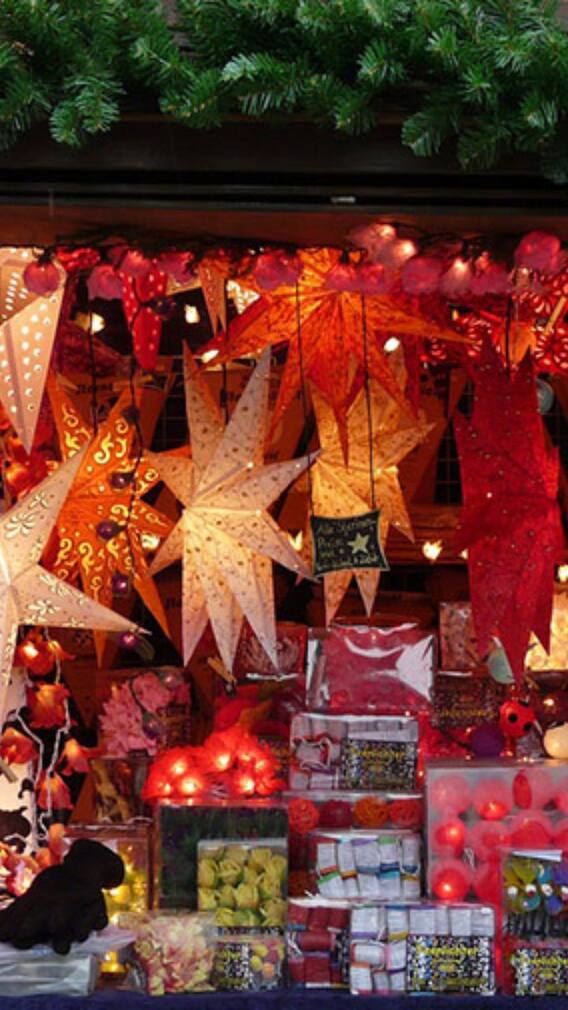 गर्लफ्रेंड के साथ दिल्ली में क्रिसमस मनाने के लिए ये हैं 7 बेहतरीन जगहें