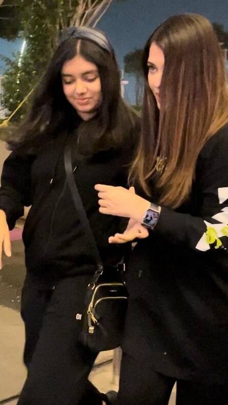 एयरपोर्ट पर बेटी आराध्या संग स्पॉट हुईं ऐश्वर्या, ब्लैक आउटफिट में की ट्विनिंग