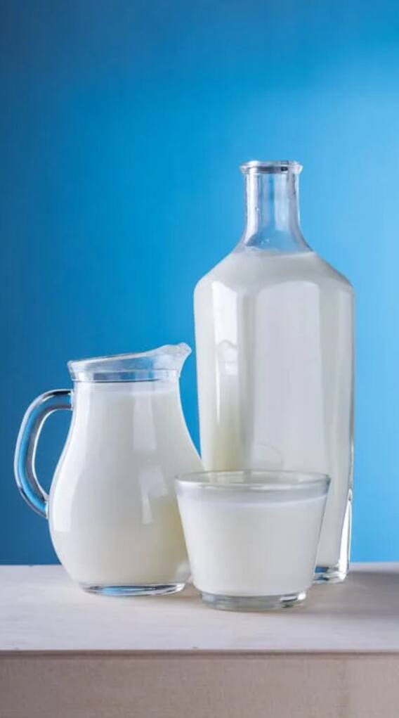 रोजाना गर्म दूध पीने से होता है यह फायदा