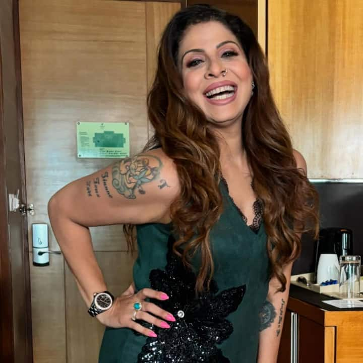 Tanaaz Irani has married Bakhtiyar Irani for the second time. But very few people know about Tanaaz's first husband. Actually Tanaaz did her first marriage with Farid Kurim.