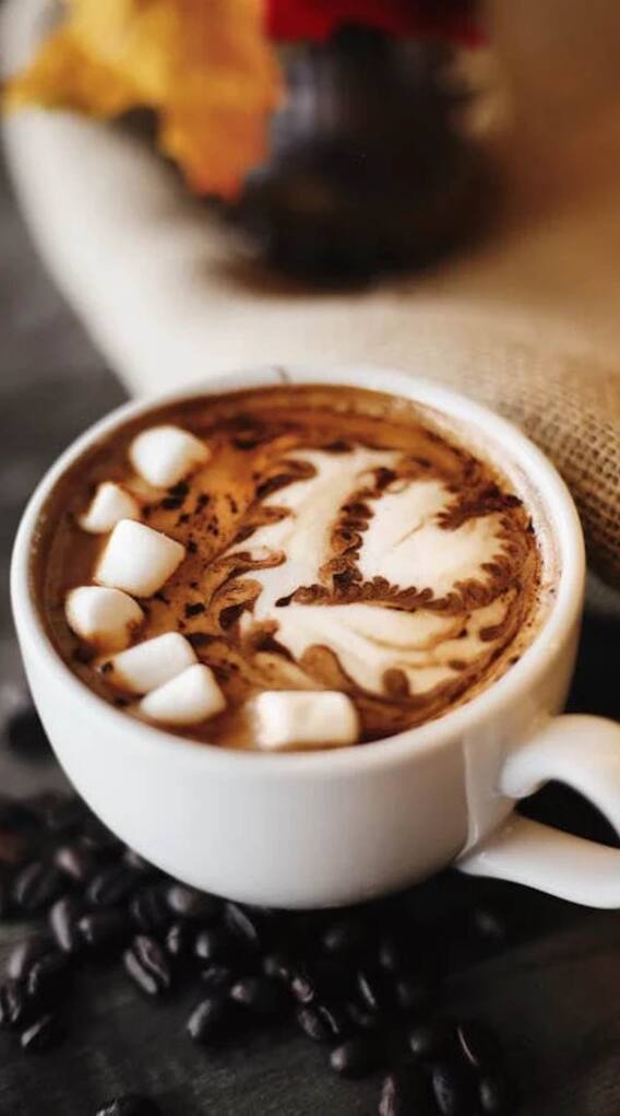 इस क्रिसमस ऐसे बनाएं हॉट चॉकलेट