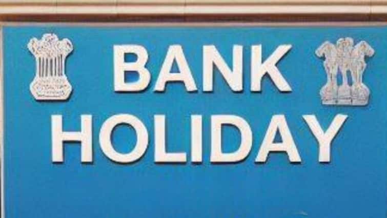 Bank Holidays: Are Banks Open Or Closed On December 25? Find Out