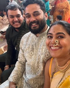 Mrunmayee Deshpande: मृण्मयी देशपांडेचा अहोंसोबत रोमँटिक अंदाज; पाहा खास फोटो!