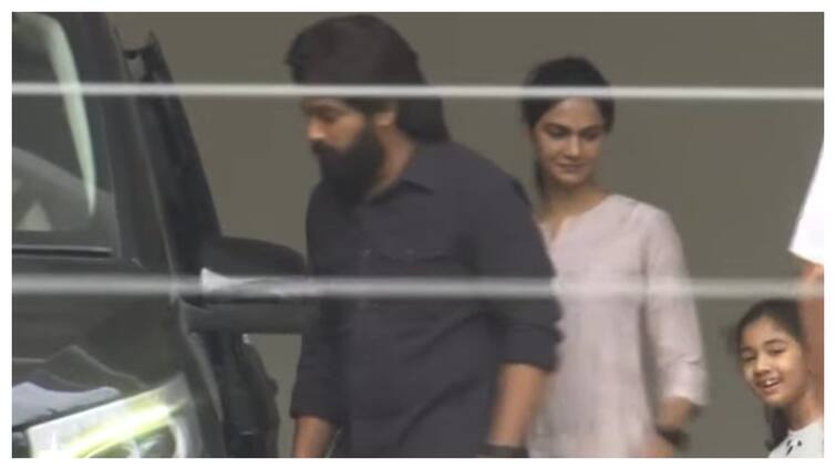 As Allu Arjun Appears Before Police, Picture Of Him Bidding Goodbye To Wife Sneha Reddy And Daughter Goes Viral