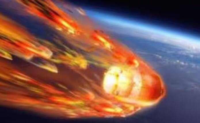 ਸੁਪਰਵਿਊ-1 02 ਸੈਟੇਲਾਈਟ ਦੀ ਰਫਤਾਰ ਤੇਜ਼ ਹੋਣ ਕਾਰਨ ਵਾਯੂਮੰਡਲ 'ਚ ਘਰਸ਼ਣ ਪੈਦਾ ਹੋਈ ਅਤੇ ਅੱਗ ਲੱਗ ਗਈ। ਇਸ ਤੋਂ ਬਾਅਦ ਇਹ ਮਿਸੀਸਿਪੀ, ਅਰਕਾਂਸਸ ਅਤੇ ਮਿਸੌਰੀ ਵੱਲ ਚਲਾ ਗਿਆ।