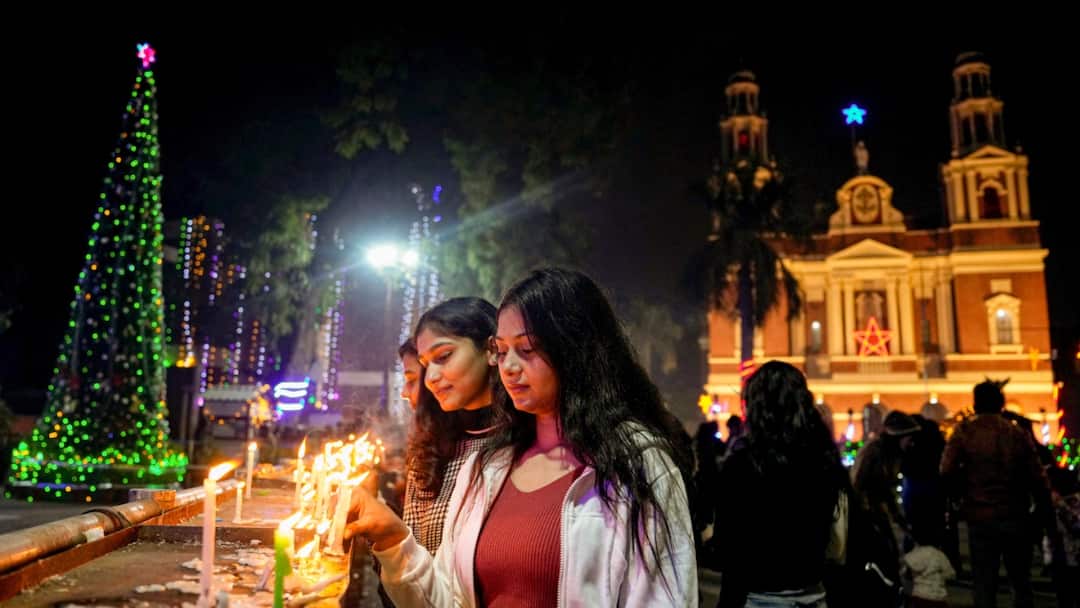 Delhi Police Issues Traffic Advisory For Christmas, Security Beefed Up Around Churches Delhi Police Issues Traffic Advisory For Christmas, Security Beefed Up Around Churches Delhi Police Issues Traffic Advisory For Christmas, Security Beefed Up Around Churches