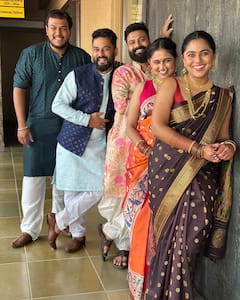 Mrunmayee Deshpande: मृण्मयी देशपांडेचा अहोंसोबत रोमँटिक अंदाज; पाहा खास फोटो!