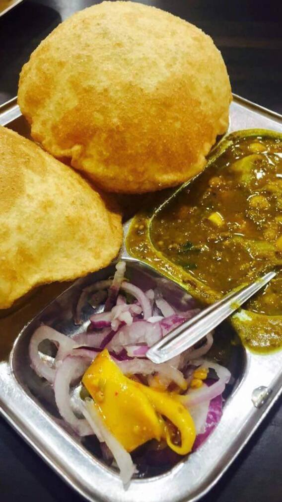 ये हैं दिल्ली के 5 फेमस स्ट्रीट फूड हॉटस्पॉट्स