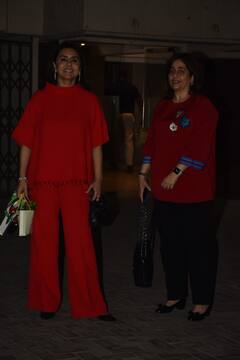 Christmas Celebration: महेश भट्ट के घर छोटी सांता के साथ पहुंची आलिया भट्ट, रणबीर कपूर का भी दिखा स्वैग