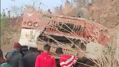 Accident News : जालन्यात भीषण अपघात, स्टेअरिंग रॉड तुटला अन् बस 20 फूट खोल खड्ड्यात कोसळली, 16 प्रवासी जखमी