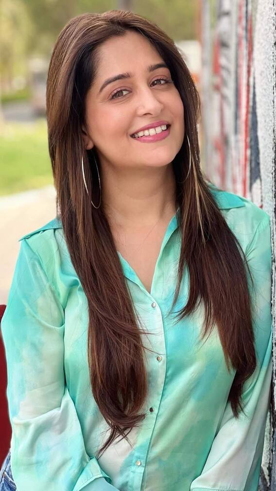 पायलट पति को छोड़ा, हिंदू से मुस्लिम बन रचाई दूसरी शादी