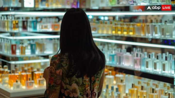 परफ्यूम की अच्छी खुश्बू के कारण लड़का-लड़की हर कोई उसका इस्तेमाल करता है. दुनियाभर में परफ्यूम का लाखों-करोड़ों रुपये का मार्केट है.