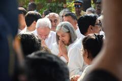 Shyam Benegal Funeral: Naseeruddin Shah, Gulzar, Divya Dutta And Others Pay Last Respects. See Pics
