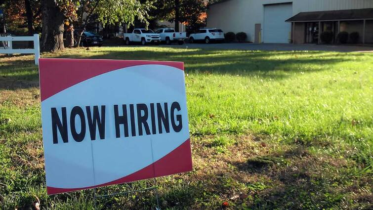 Hiring In Formal Sector Slips 20.8 Per Cent In Oct As Additions Reach 7-Month Low