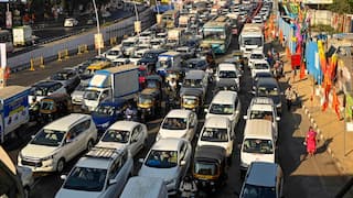 'No Coercive Steps' Against Owners Of Old Diesel, Petrol Vehicles In Delhi-NCR: SC Issues Notice To Centre, CAQM