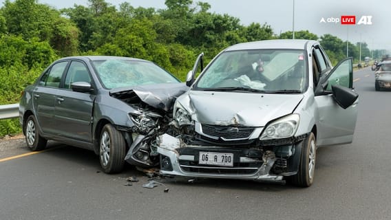 Navi Mumbai: नवी मुंबई में दो कारों की टक्कर के बाद खुला एयरबैग, 6 साल के बच्चे की मौत