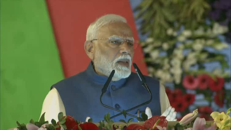 केन-बेतवा लिंक परियोजना अटल जी को समर्पित कर बोले पीएम मोदी- उन्हीं से मिली सुशासन की प्रेरणा