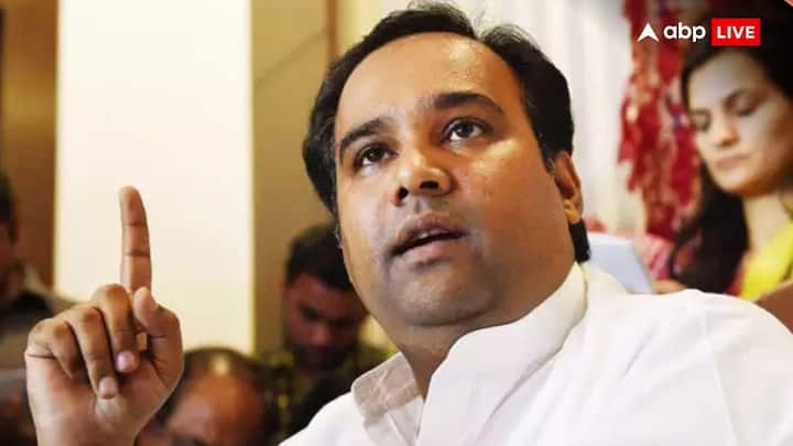 कांग्रेस की सेकेंड लिस्ट में दूसरे मुस्लिम उम्मीदवार हैं आसिम अहमद खान. पार्टी ने इन्हें मटिया महल विधानसभा क्षेत्र से मौका दिया है.