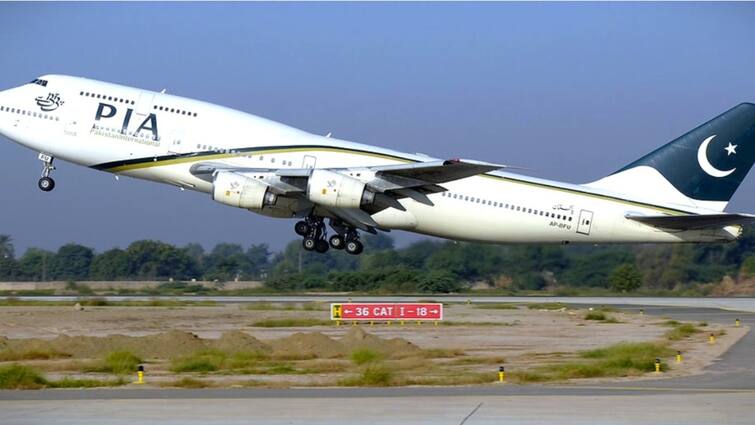 PIA Air Hostess Caught Smuggling Expensive Phones On Flight From Abu Dhabi