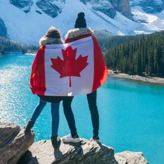 ਬਿਨੈਕਾਰ ਕੋਲ ਅਰਜ਼ੀ ਦੇ ਸਮੇਂ ਕੈਨੇਡਾ ਵਿੱਚ ਕਨੂੰਨੀ ਅਸਥਾਈ ਨਿਵਾਸੀ ਰੁਤਬਾ ਹੋਣਾ ਲਾਜ਼ਮੀ ਹੈ। ਇਹ ਸਥਿਤੀ ਉਦੋਂ ਤੱਕ ਬਣਾਈ ਰੱਖਣੀ ਪਵੇਗੀ ਜਦੋਂ ਤੱਕ ਸਥਾਈ ਨਿਵਾਸ ਨਹੀਂ ਮਿਲ ਜਾਂਦਾ। ਫ੍ਰੈਂਚ ਭਾਸ਼ਾ ਵਿੱਚ ਮੁਹਾਰਤ ਦੀ ਲੋੜ ਹੈ, ਬਿਨੈਕਾਰਾਂ ਨੂੰ ਇਹ ਸਾਬਤ ਕਰਨਾ ਚਾਹੀਦਾ ਹੈ ਕਿ ਉਹ ਕਿਊਬਿਕ ਤੋਂ ਬਾਹਰ ਇੱਕ ਮਨੋਨੀਤ ਫ੍ਰੈਂਕੋਫੋਨ ਭਾਈਚਾਰੇ ਵਿੱਚ ਵਸਣ ਦਾ ਇਰਾਦਾ ਰੱਖਦੇ ਹਨ।