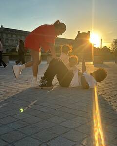 Nayanthara : క్రిస్మస్ వెకేషన్​లో నయనతార.. పారిస్​లో ఫ్యామిలీతో కలిసి ఎంజాయ్ చేస్తోన్న హీరోయిన్