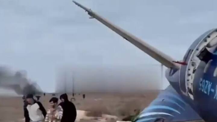 अझरबैजान एअरलाइन्सचे विमान अझरबैजानहून रशियाला जात असताना त्याला अपघात झाला असल्याची प्राथमिक माहिती समोर आली आहे.