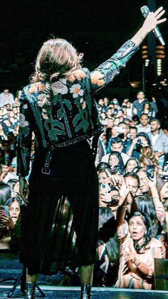 18 साल में शादी, 3 बच्चों के बाद तलाक, 43 में फिर से बनीं दुल्हन