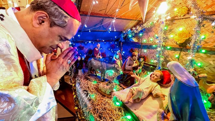 The spirit of Christmas gripped Indian cities on December 25 as everyone celebrated the festival with religious fervour.