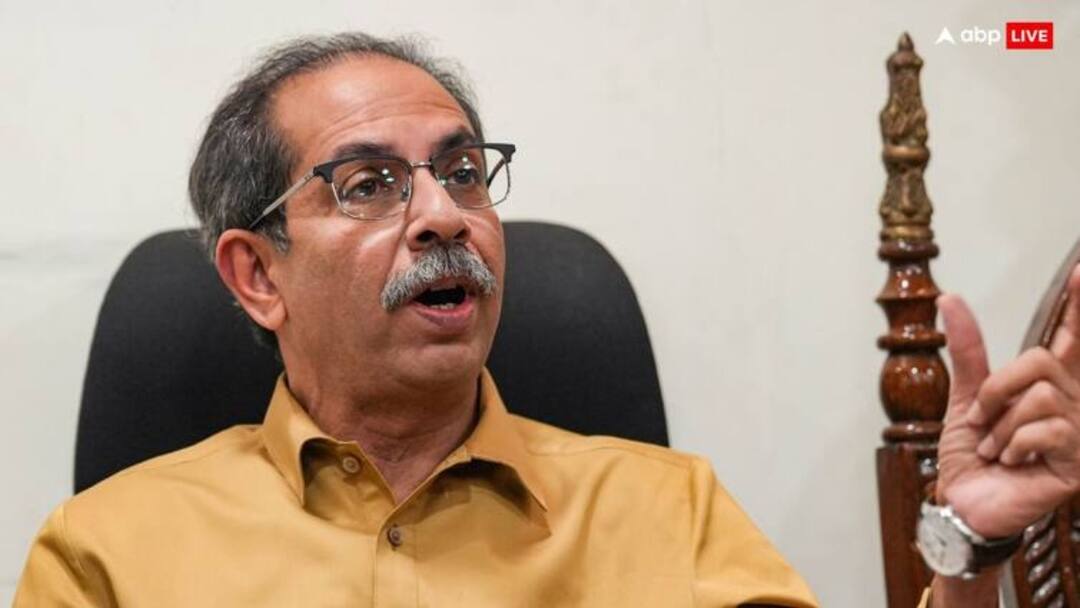 'आखिरी डेढ़ घंटे में 76 लाख वोट बढ़े और BJP...', महाराष्ट्र चुनाव को लेकर उद्धव गुट का बड़ा दावा Shiv Sena UBT Uddhav Thackeray faction Saamana attacked Election Commission and BJP NCP Shiv Sena regarding Maharashtra Election 2024 'आखिरी डेढ़ घंटे में 76 लाख वोट बढ़े और BJP...', महाराष्ट्र चुनाव को लेकर उद्धव गुट का बड़ा दावा