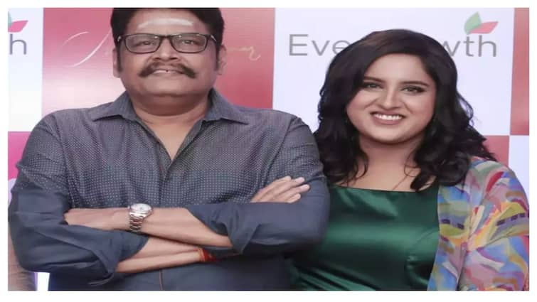 KS Ravikumar Daughter reveal the love matter after father reaction அப்பாவுக்கு சந்தேகம் வந்துடுச்சு; காரில் வைத்து காதல் விஷயத்தை சொன்ன மல்லிகா! கே.எஸ்.ரவிக்குமார் ரியாக்ஷன் என்ன?