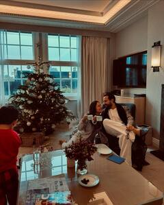 Kareena Christmas Celebration: क्रिसमस पर तैमूर को पापा से मिला ये गिफ्ट, जेह ने मां करीना संग की मस्ती