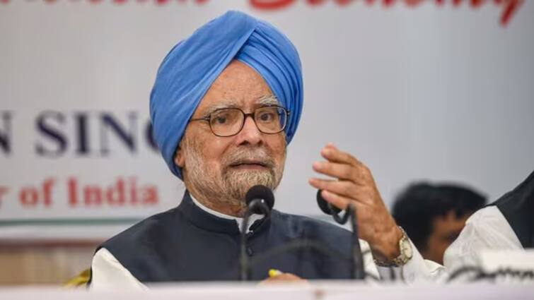 Dr Manmohan Singh passed away at the age of 92 Nagina MP Chandrashekhar Azad remembered him पूर्व पीएम डॉक्टर मनमोहन सिंह का 92 वर्ष का निधन, नगीना सांसद चंद्रशेखर आजाद ने यूं किया याद
