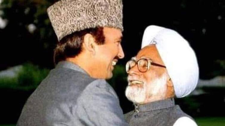 Manmohan Singh Death: Ghulam Nabi Azad Reaction on Former PM Manmohan Singh Death: मनमोहन सिंह को याद कर भावुक हुए गुलाम नबी आजाद, '...प्रत्यक्ष रूप से देखा'