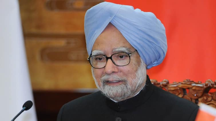 Former PM Manmohan Singh Passed Away at age 92 at AIIMS Delhi Manmohan Singh Death: पूर्व प्रधानमंत्री मनमोहन सिंह का निधन, 92 साल की उम्र में दिल्ली एम्स में ली आखिरी सांस
