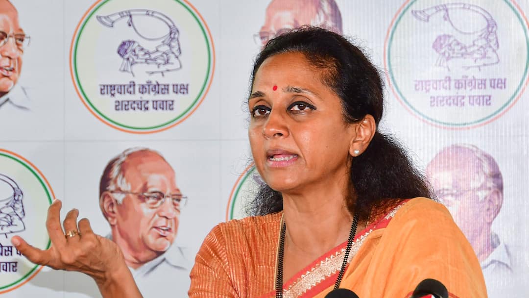 Supriya Sule NCP SP Leader On EVM Maharashtra Politics EVM पर सुप्रिया सुले का बयान कांग्रेस और उद्धव ठाकरे के लिए नसीहत? 'मैं खुद चार बार...'